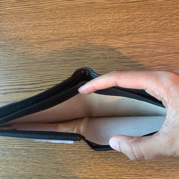 Men’s Leather Wallet - Picture 4 of 7